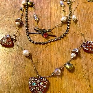 Betsey Johnson three strand gold necklace